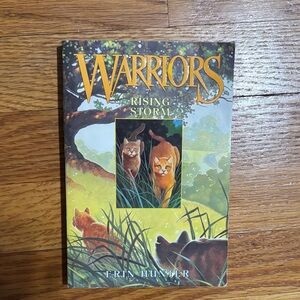 Warriors: Rising Storm by Hunter - soft cover book